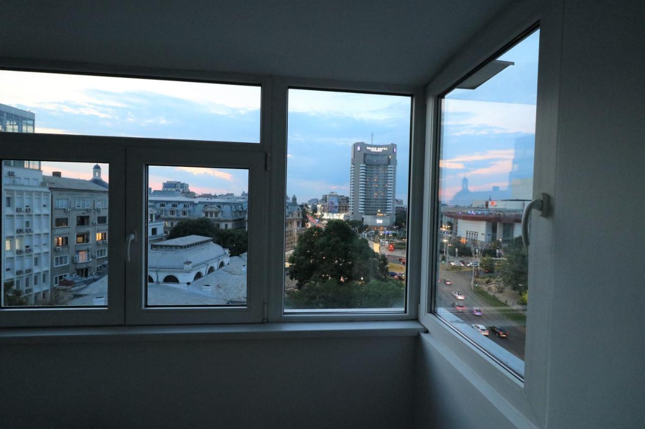 Serenity Heights Apartment: A Panoramic Haven Near Old Town - Free Minibar Bucarest Esterno foto